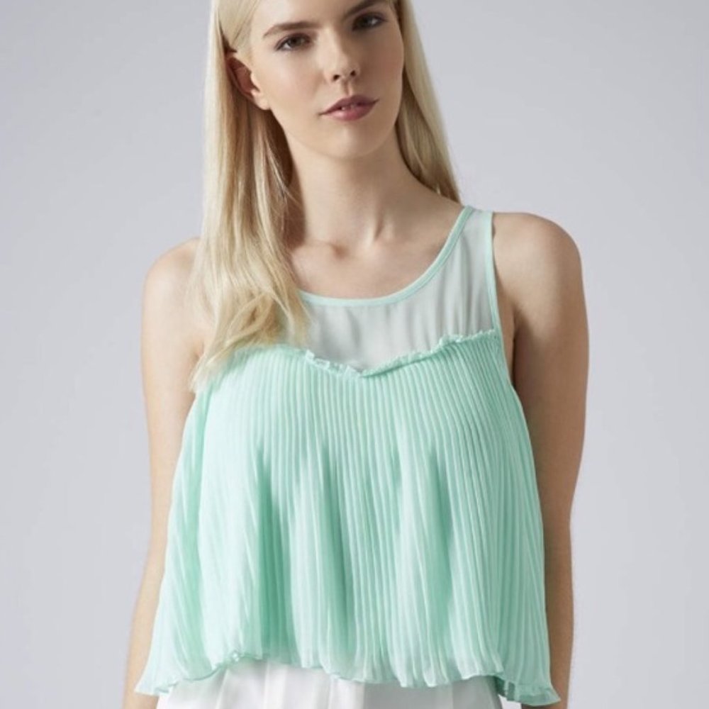TopShop Mint Green Pleated Chiffon Crop Top Size 2